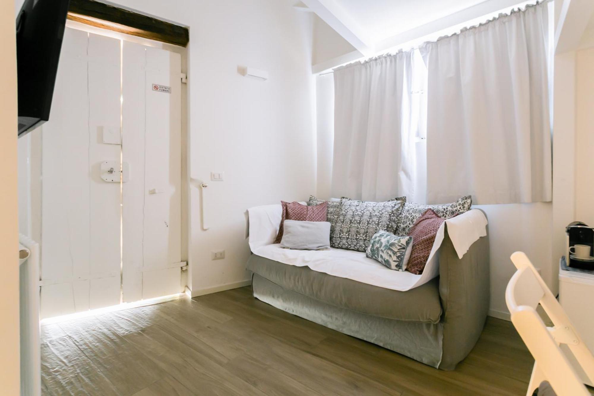 Milano Apartments Vigevano 41 Milão Exterior foto